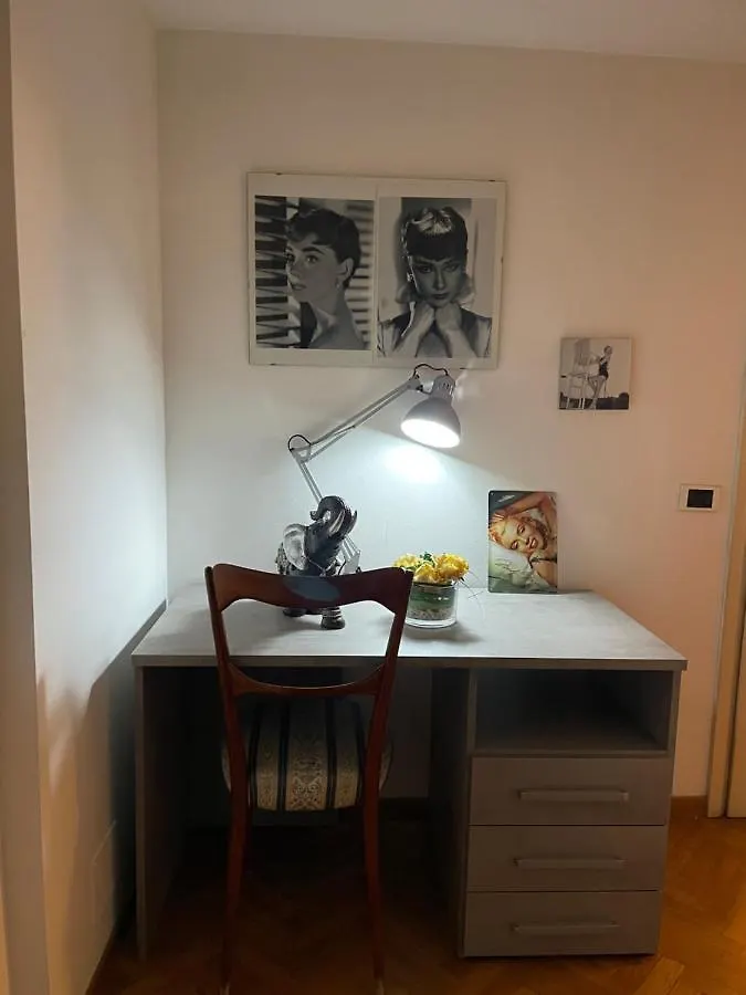 Appartamento City House Viale Murillo Milano 0*,  Italia